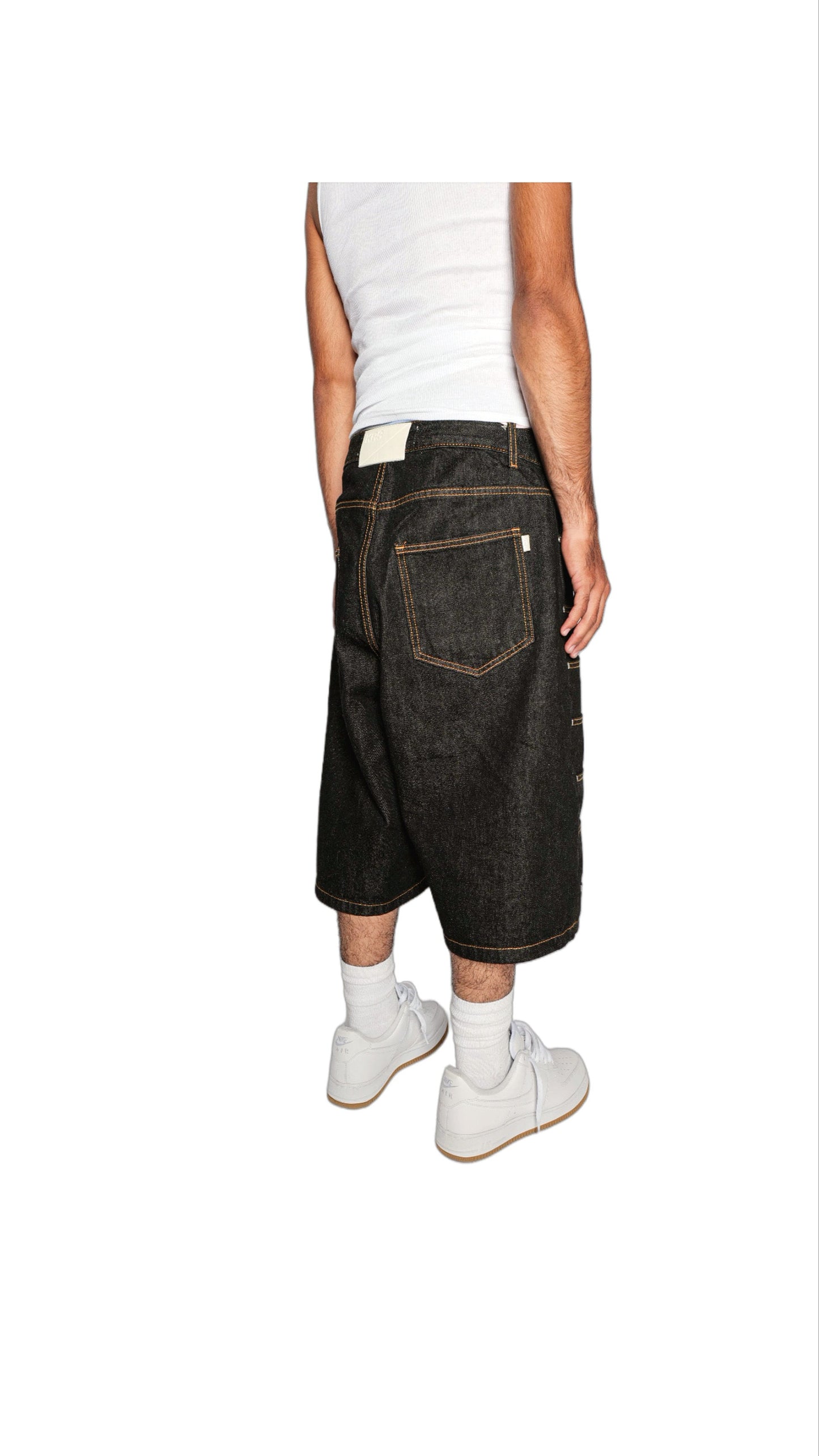 The ‘Overly Convenient’ Shorts
