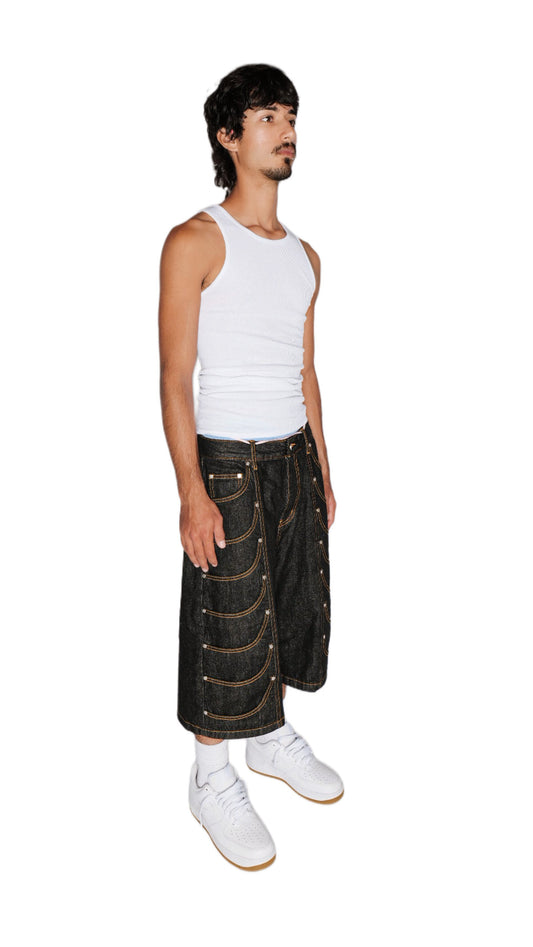 The ‘Overly Convenient’ Shorts